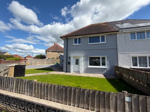 Blackhill Road, Swansea SA4