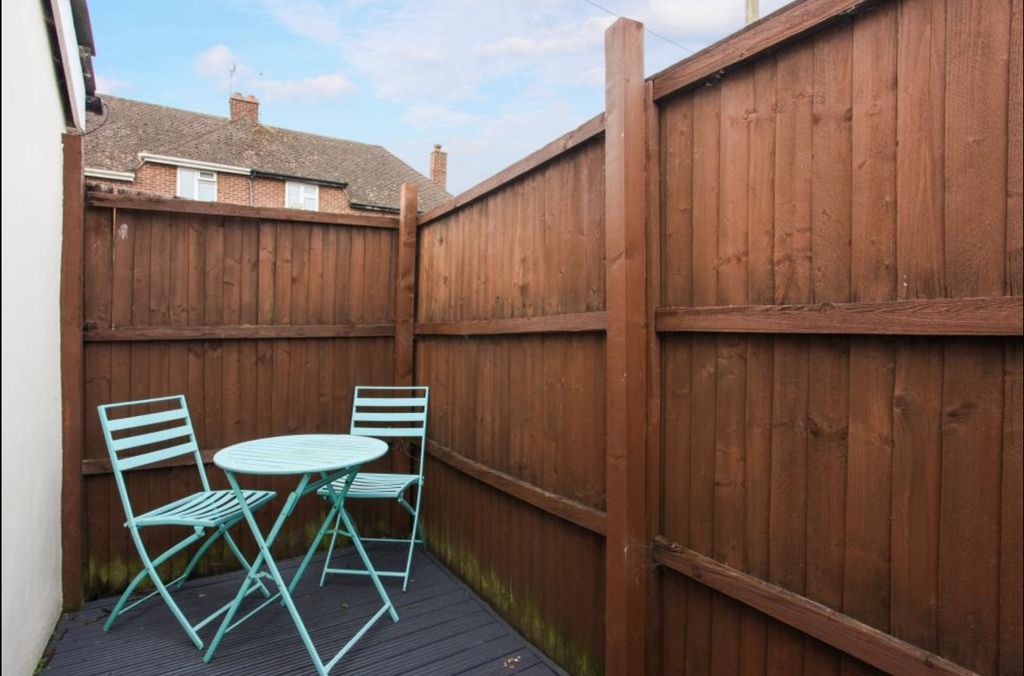 Additional image 8 of 2 bed maisonette for saleVictoria Road, Ascot SL5