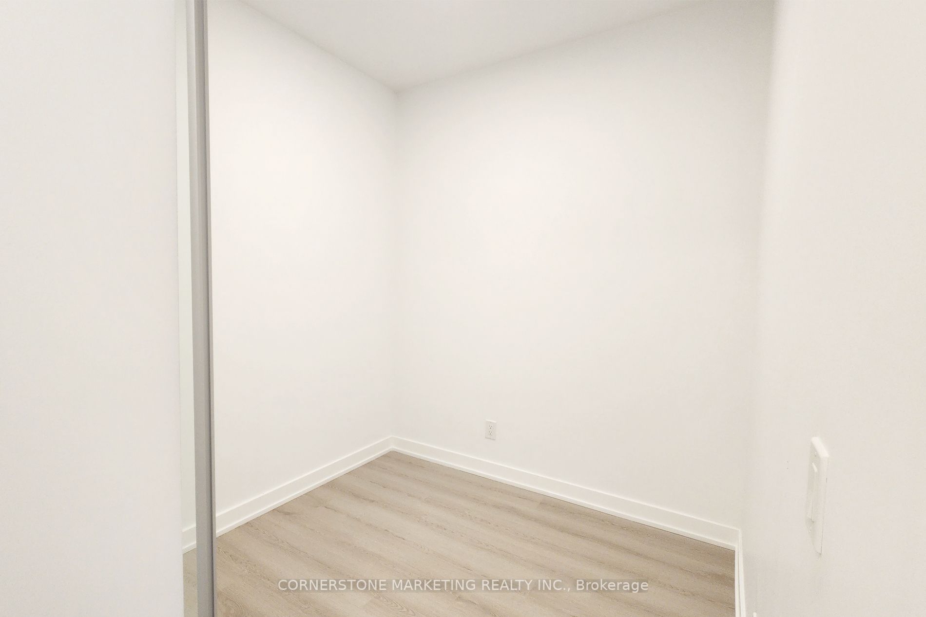 Additional image 6 of 303-100 Queen Street E, Toronto, ON, M5C 0B5