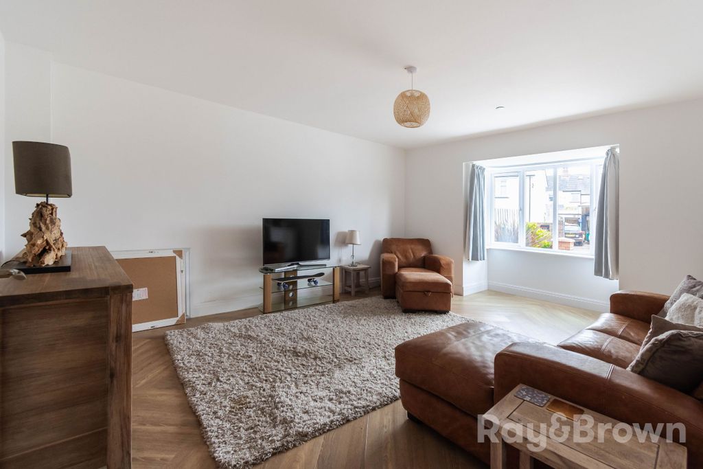 Additional image 2 of 4 bed detached house for saleTy Llawenydd, Pantbach Place, Cardiff CF14