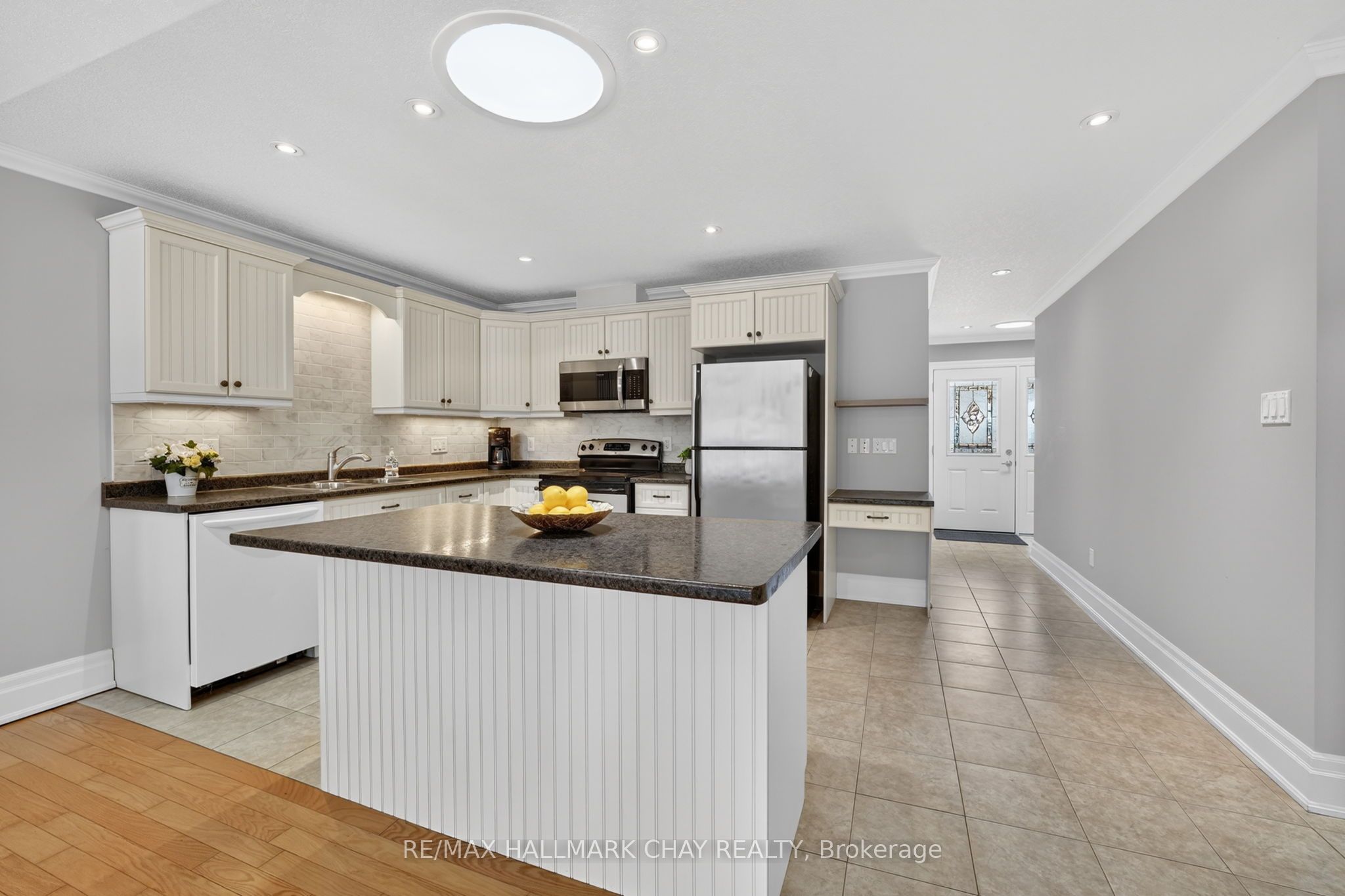 Additional image 6 of 19 Greenway Drive, Wasaga Beach, ON, L9Z 2W9
