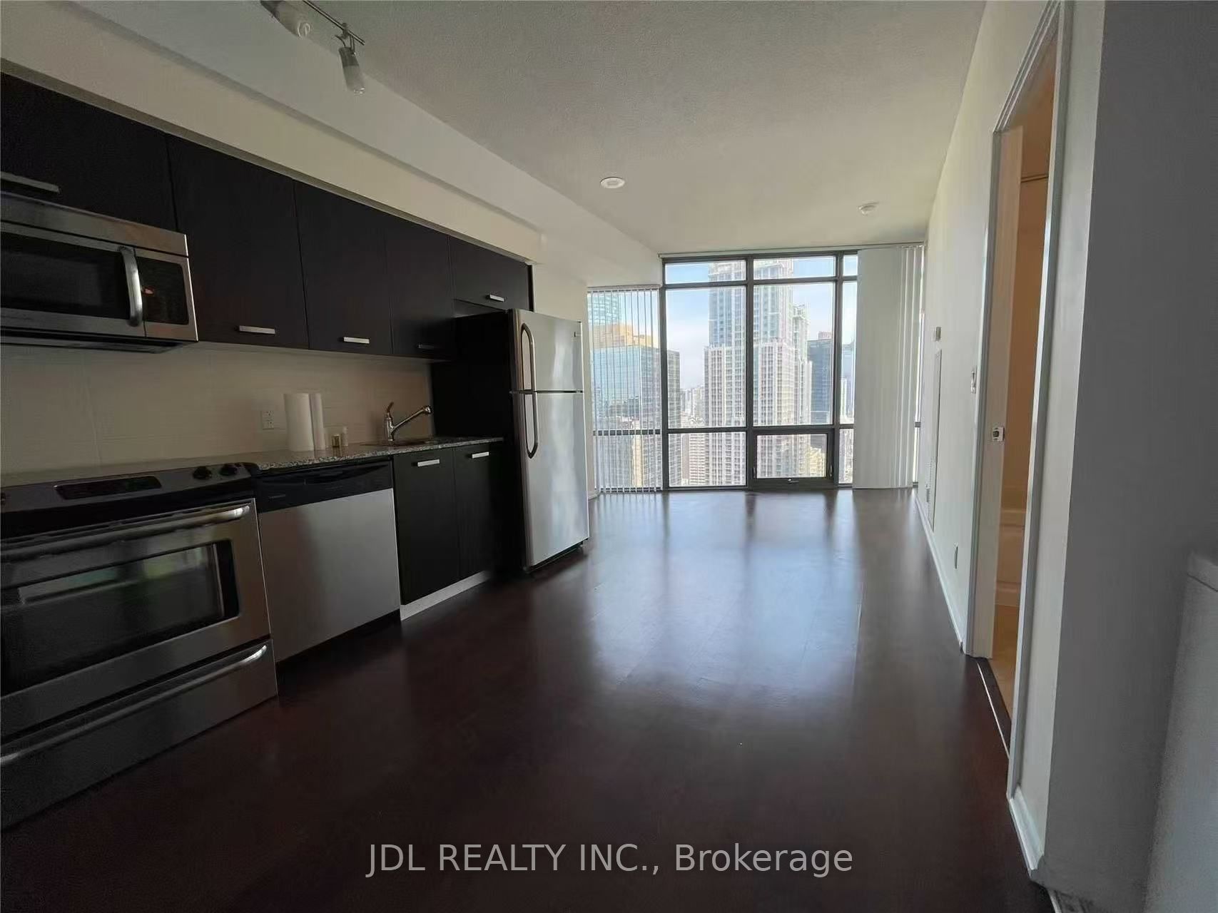 3409-832 Bay Street, Toronto, ON, M5S 1Z6