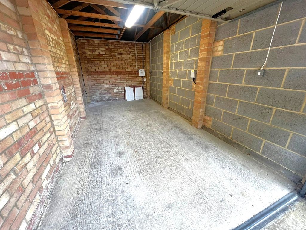 Additional image 7 of 2 bed flat for saleGershwin Court, Basingstoke, Hampshire RG22