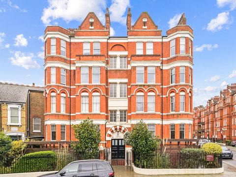Hamlet Gardens, King Street W6