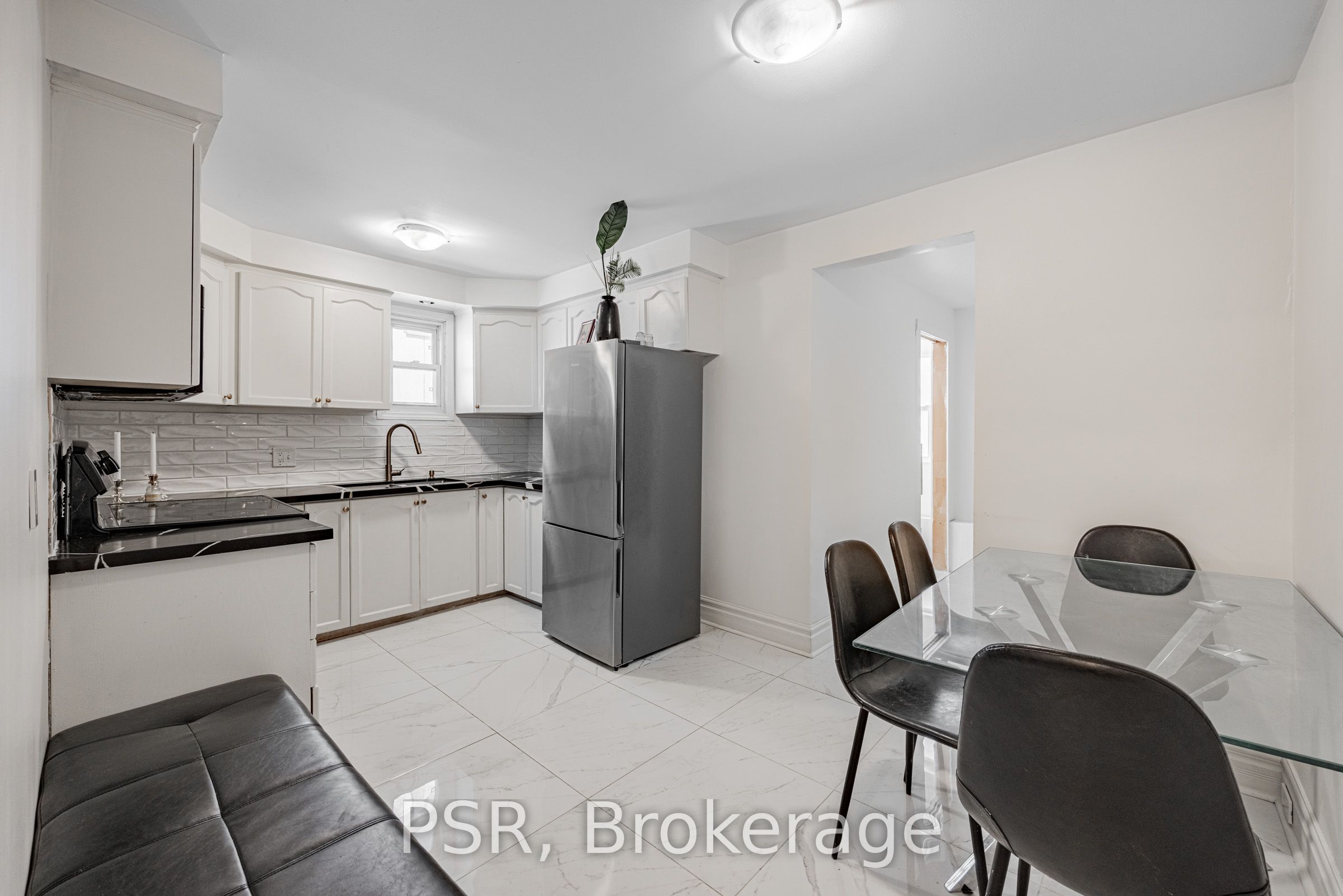 Additional image 6 of 285 Robina Avenue, Toronto, ON, M6C 3Y9