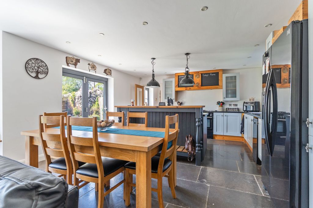 Additional image 6 of 4 bed detached house for saleUndy, Caldicot NP26