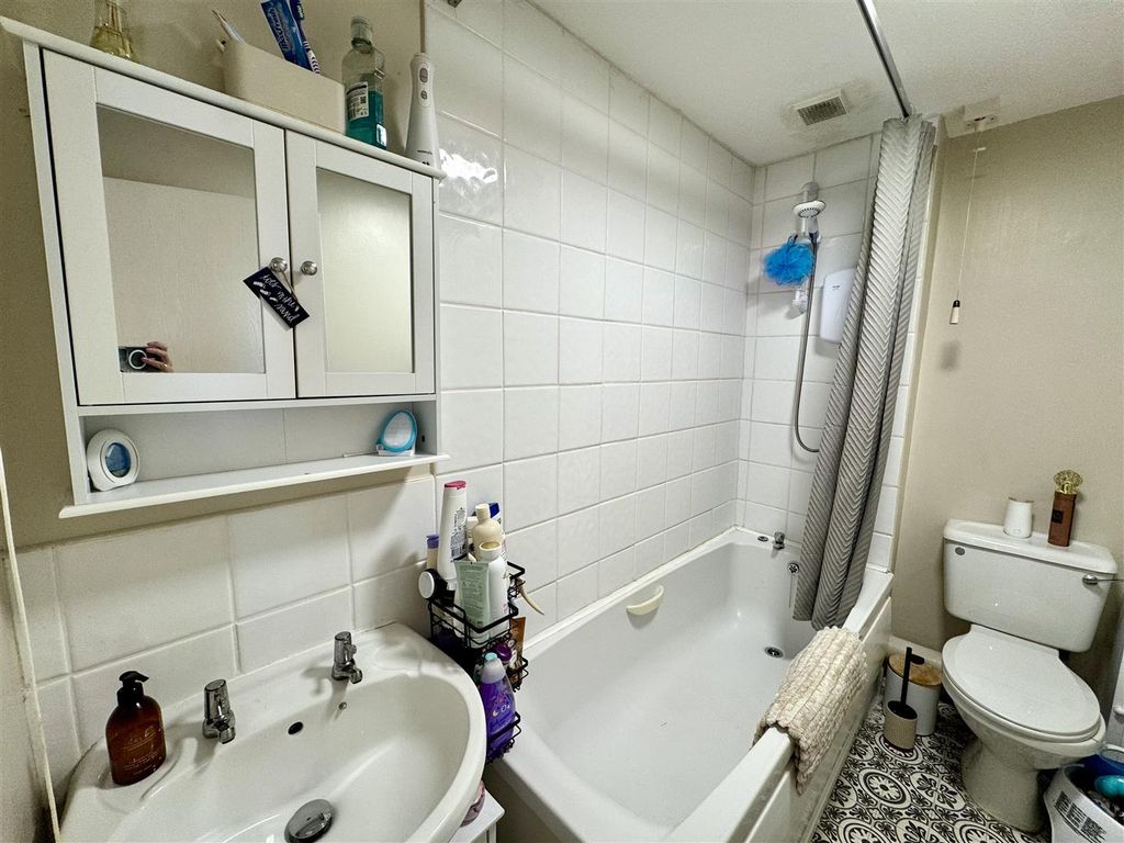 Additional image 12 of 3 bed end terrace house for saleLaburnam Way, Bulwark, Chepstow NP16