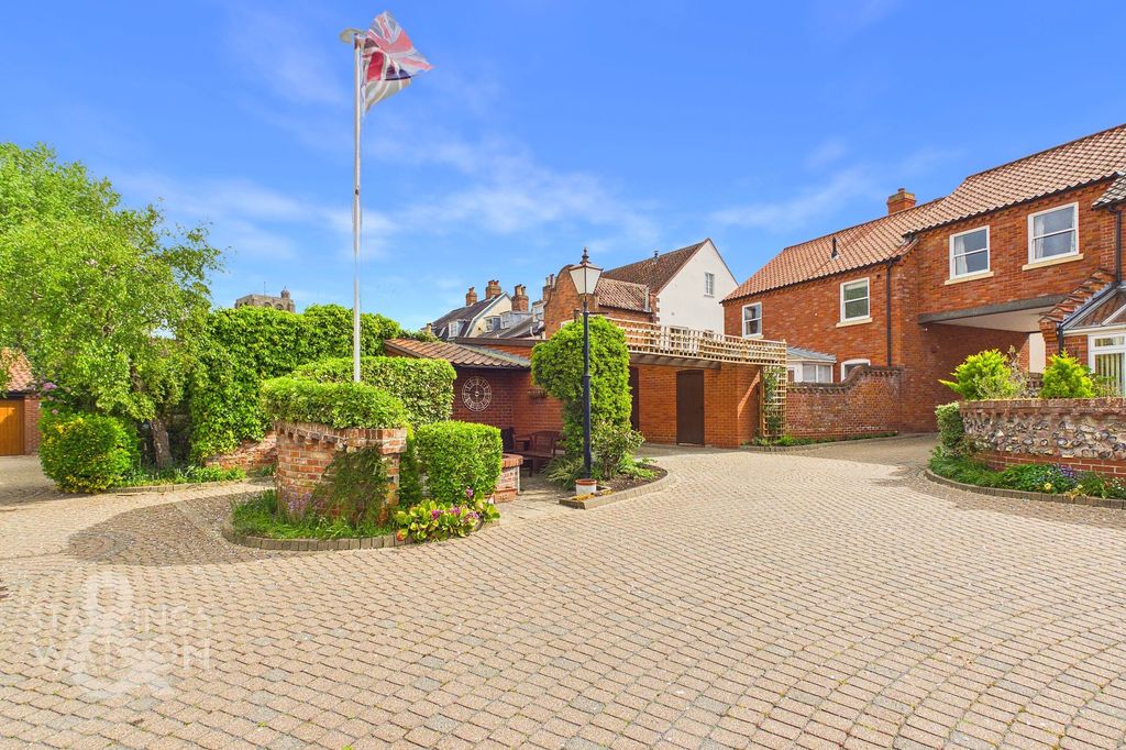 Additional image 21 of 2 bed terraced house for saleOld College Close, Beccles NR34