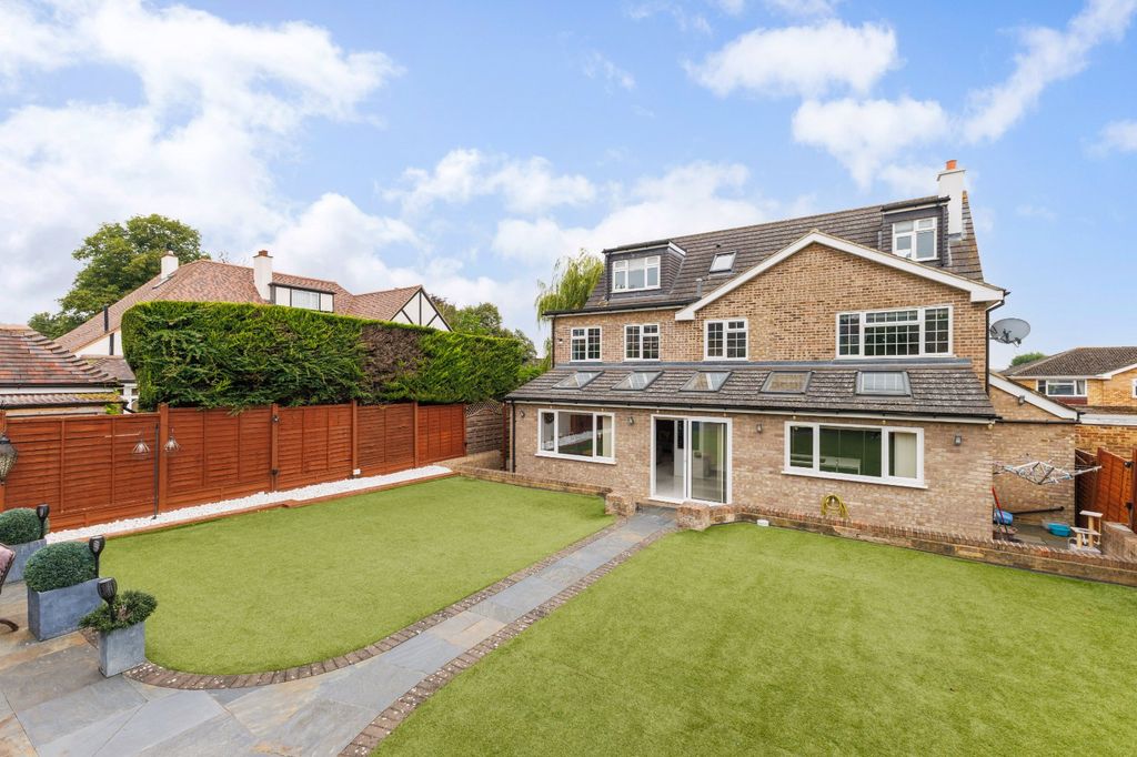7 bed detached house for saleBaas Hill Close, Broxbourne, Hertfordshire EN10