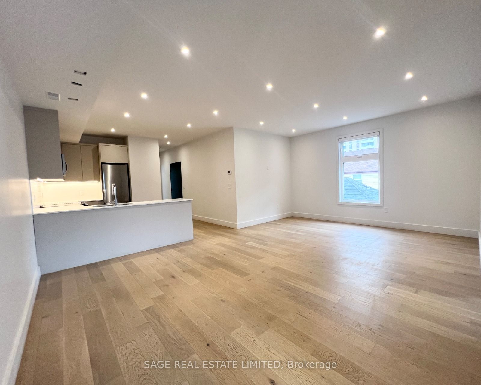 Additional image 3 of 2-909 Castlefield Avenue, Toronto, ON, M6B 1C9