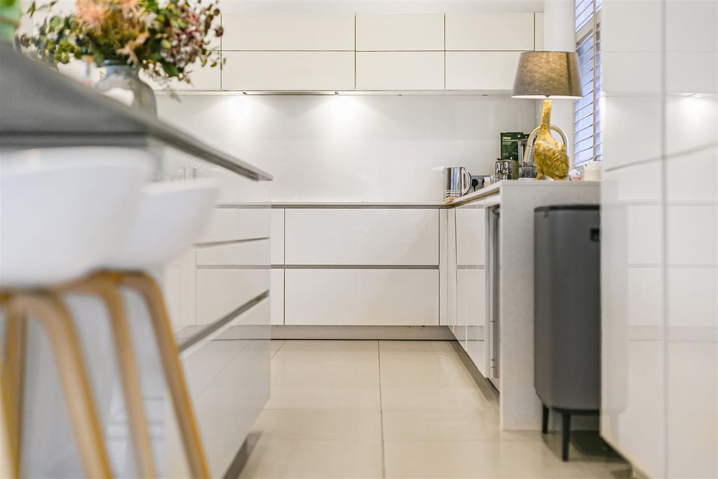 Additional image 18 of 6 bed semi-detached house for saleSt. Catherines Road, Broxbourne EN10