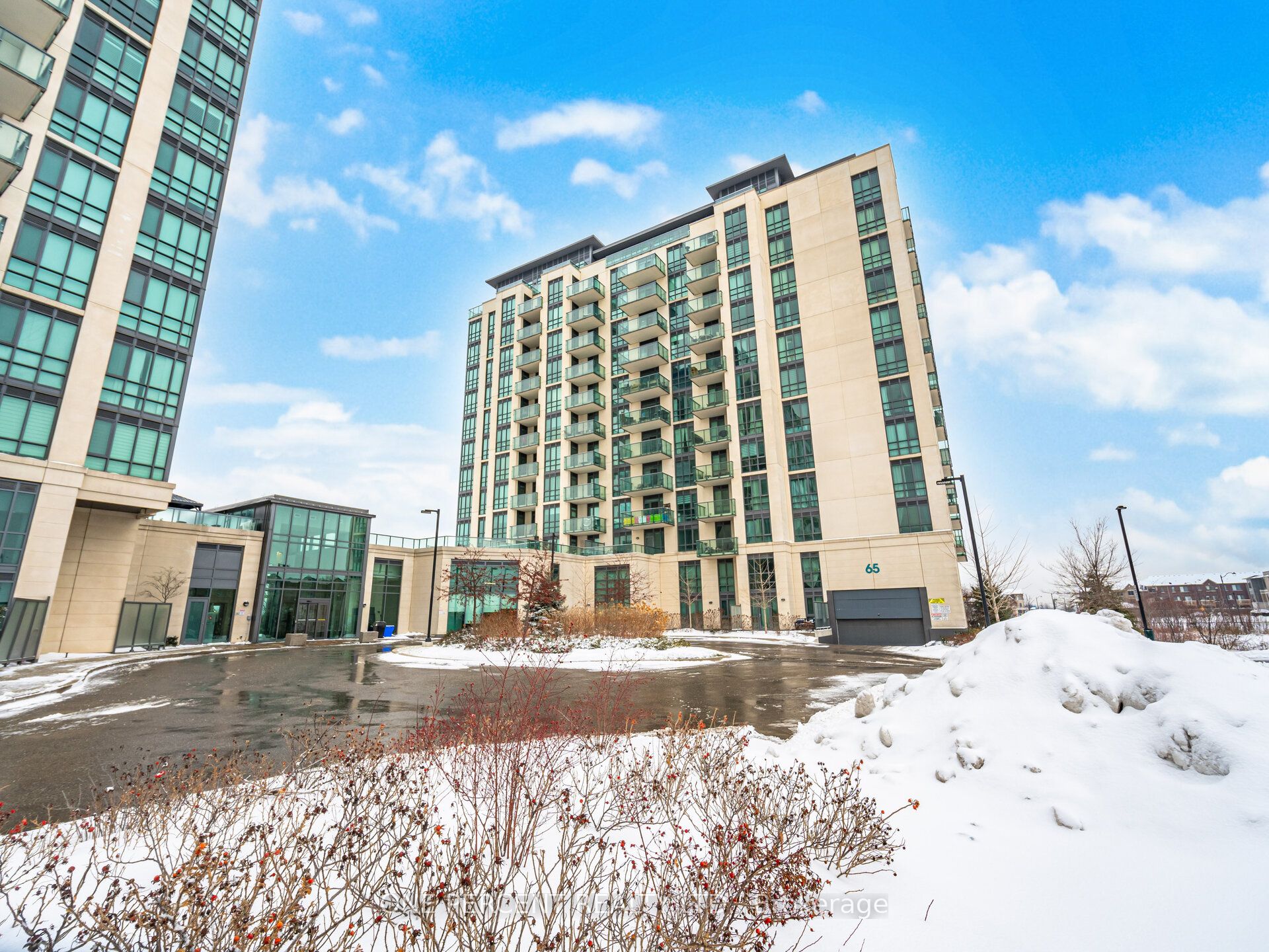 811-65 Yorkland Boulevard, Brampton, ON, L6P 4M5