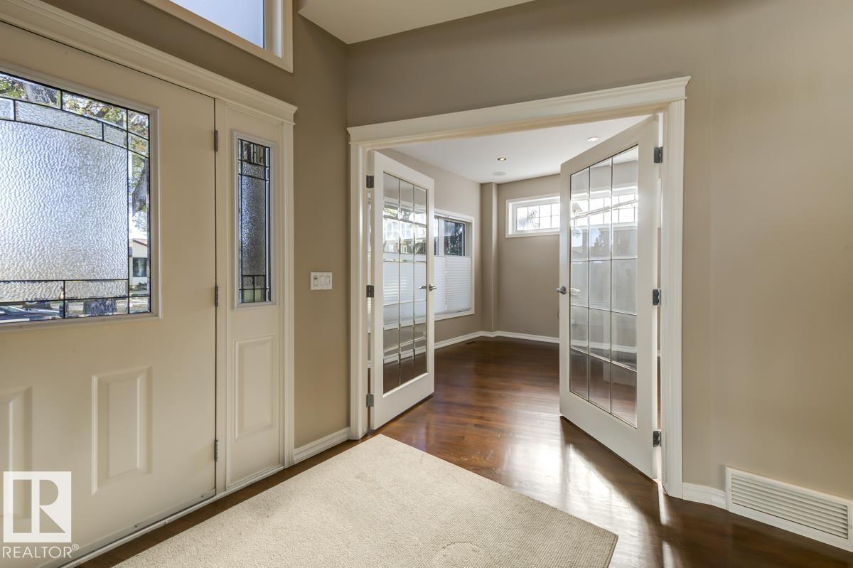Additional image 5 of 11122 52 Street NW, Edmonton, AB, T5W3B7