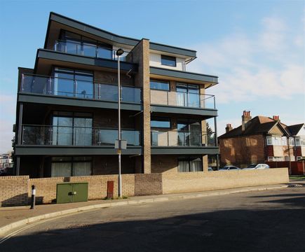 Regents Park 30, St Edmunds Road, Southampton SO16