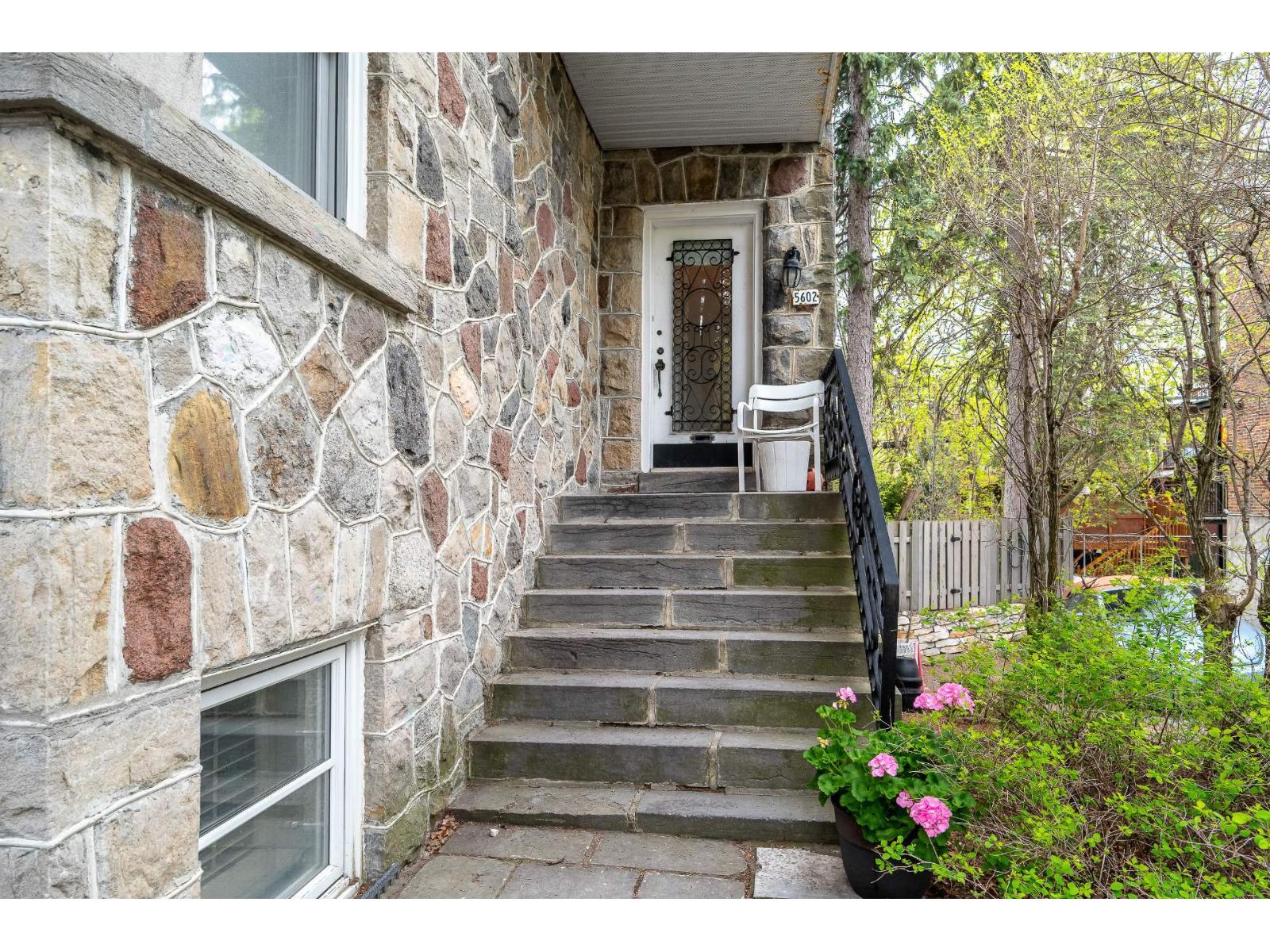 5602 Av. Wilderton