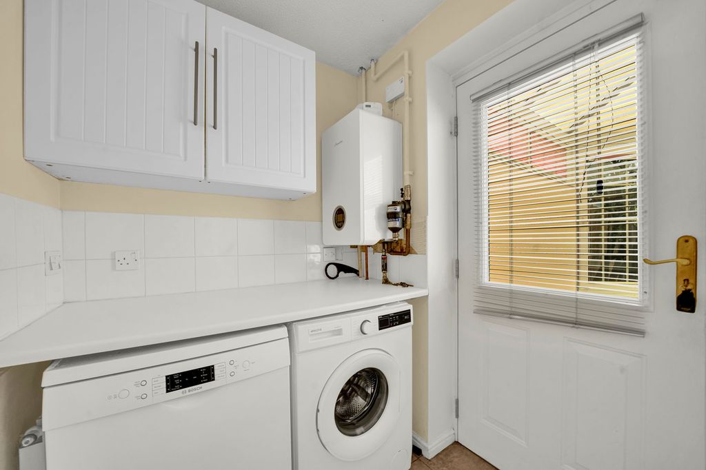 Additional image 11 of 3 bed end terrace house for salePayne Close, Barking IG11