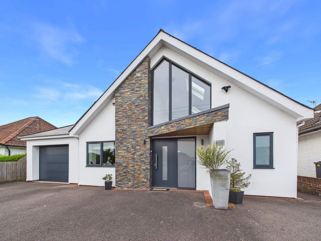 Additional image 8 of 3 bed detached house for saleTyn-Y-Parc Road, Rhiwbina, Cardiff. CF14