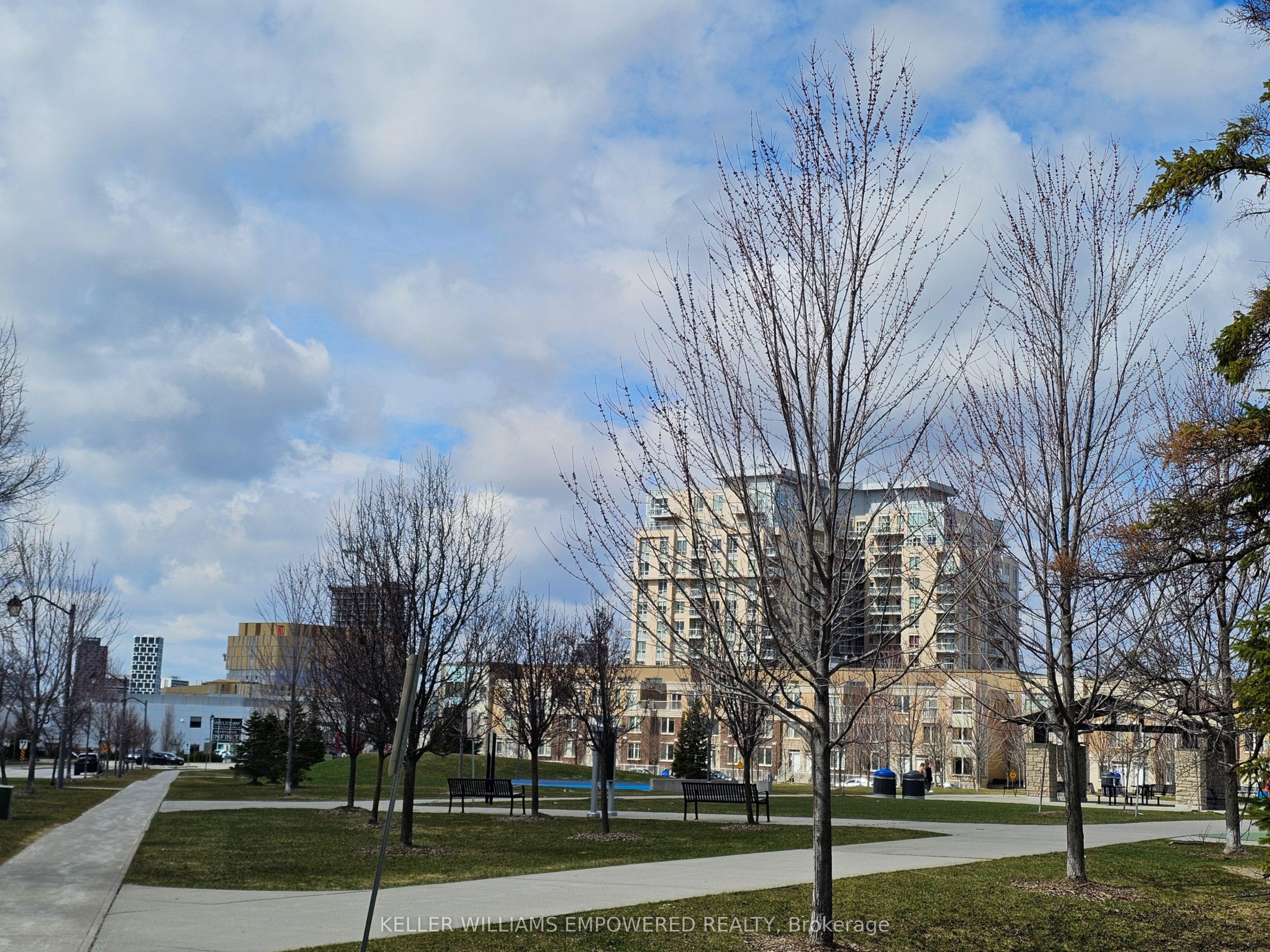 120-8323 Kennedy Road, Markham, ON, L3R 5W7