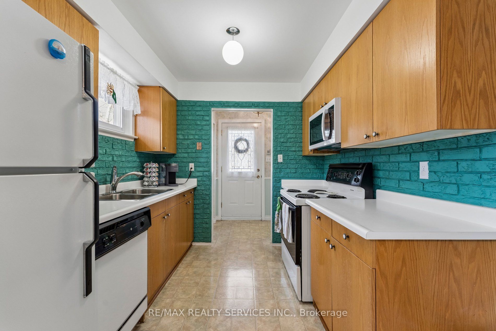 Additional image 6 of 21 Willis Drive, Brampton, ON, L6W 1A8