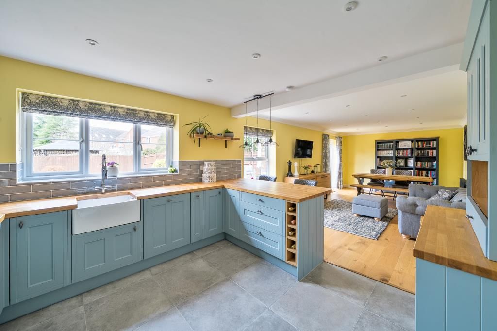 Additional image 6 of 4 bed detached house for saleBryony Road, Bure Park, Bicester, Oxfordshire OX26