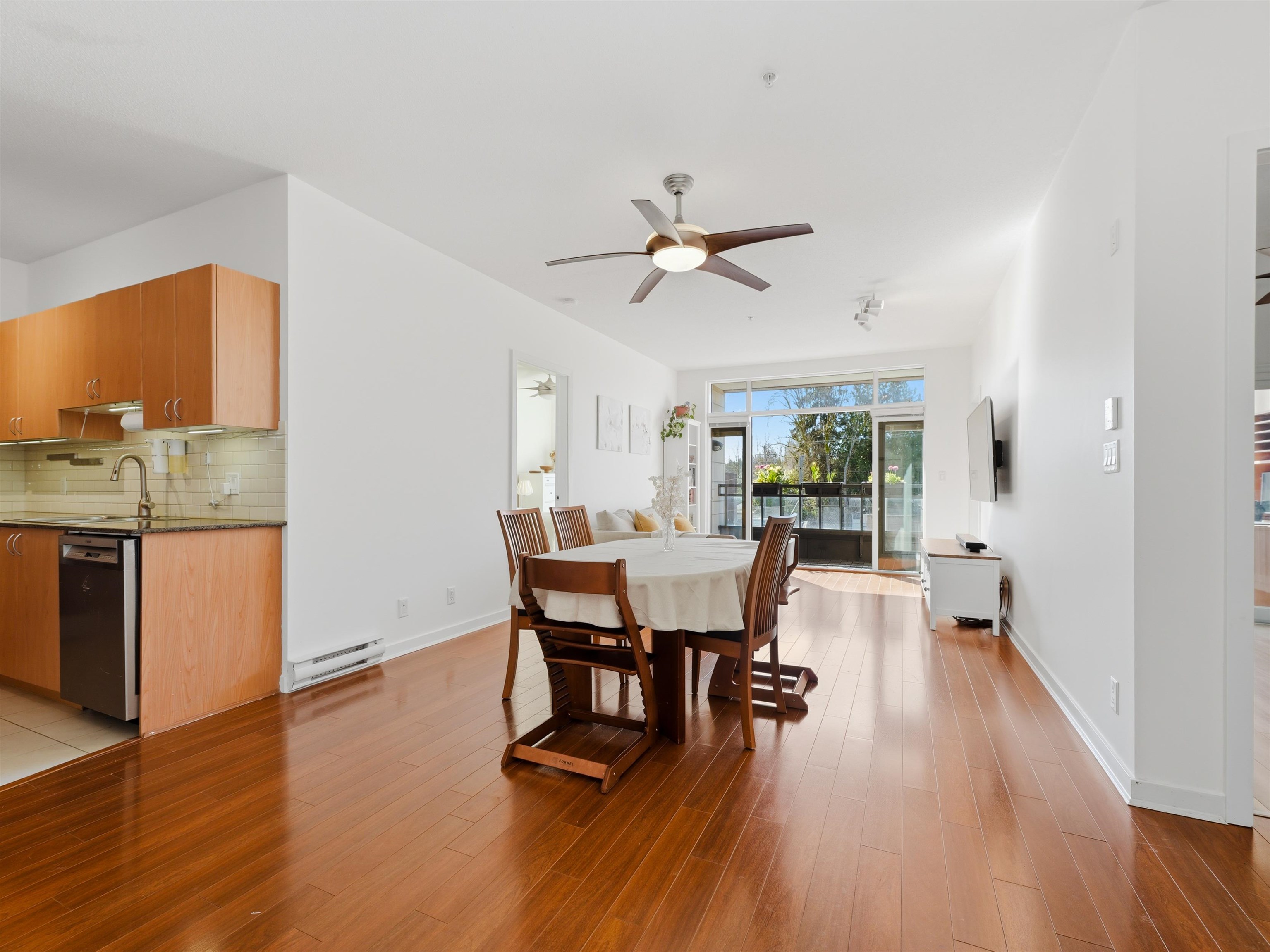 Additional image 5 of 302-4479 10th Avenue W, Vancouver, BC, V6R 2H8