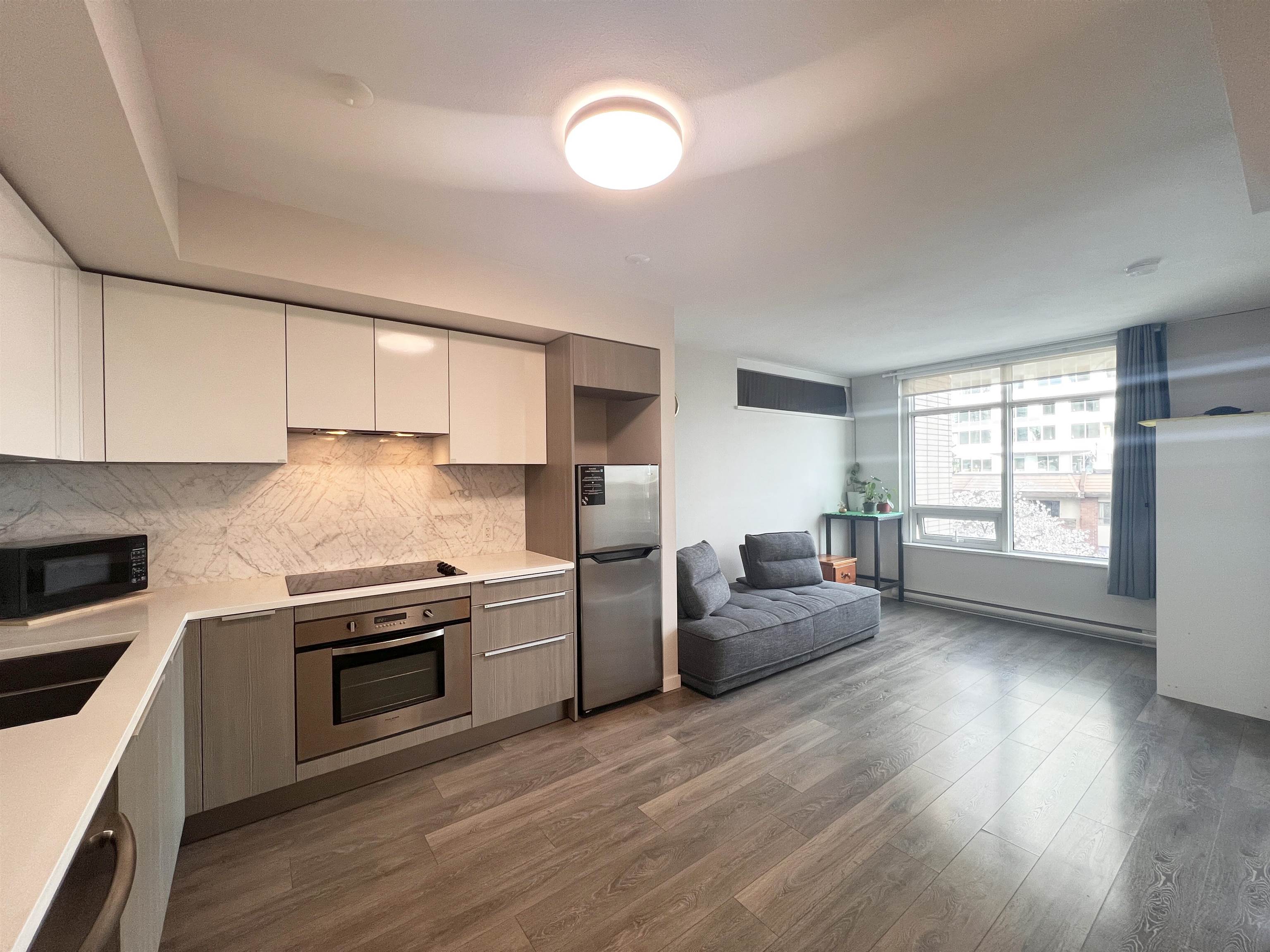 Additional image 3 of 401-6461 Telford Avenue, Burnaby, BC, V5H 0B7