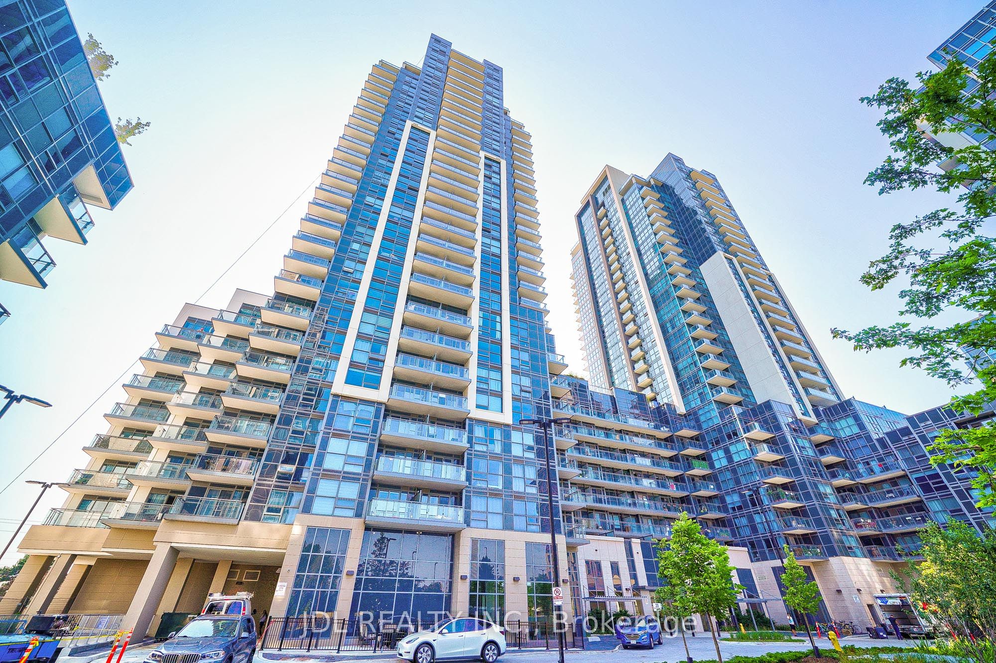 Additional image 2 of 334-20 Meadowglen Place, Toronto, ON, M1H 2Y5
