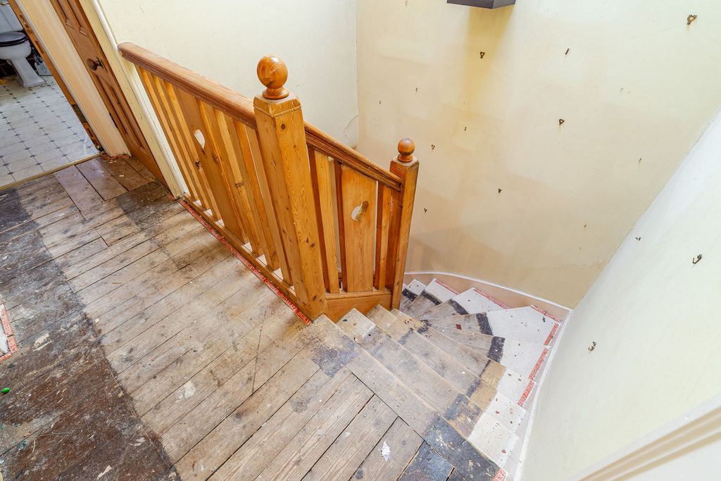 Additional image 44 of 4 bed flat for sale2 Flat 2 Braefoot Terrace, Edinburgh EH16