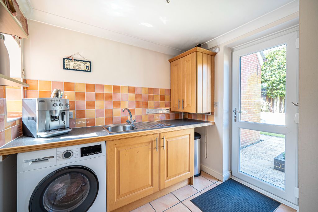 Additional image 9 of 6 bed detached house for saleElizabeth Court, Penton Corner SP11