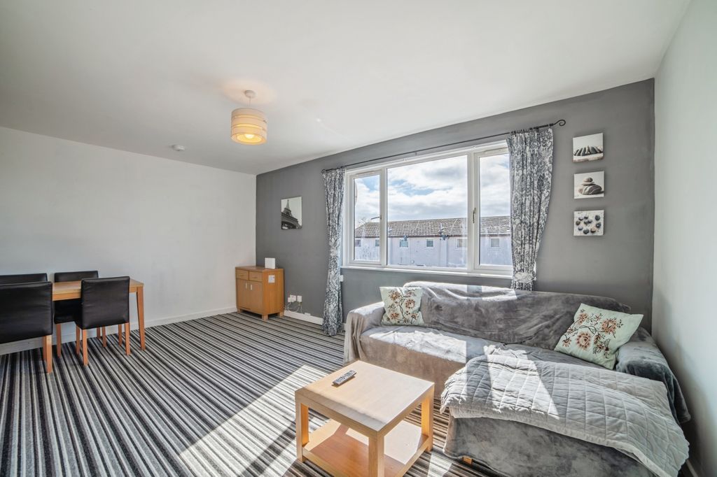 Additional image 2 of 1 bed flat for saleMilton Drive, Buckie AB56