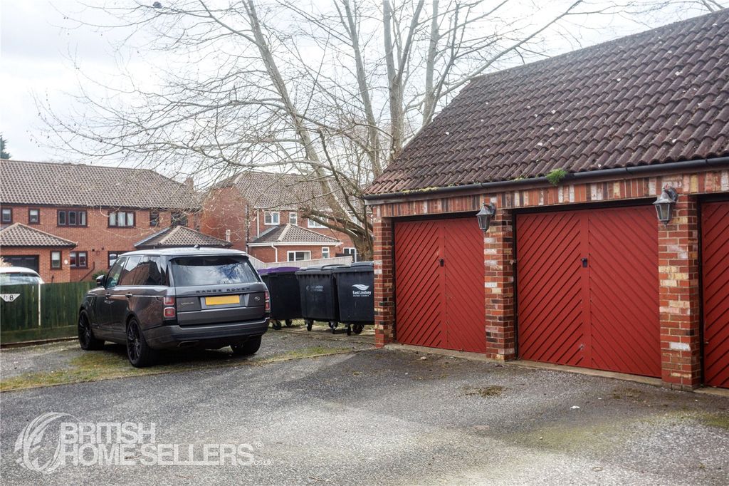 Additional image 2 of 2 bed flat for saleRamsgate Road, Louth, Lincolnshire LN11