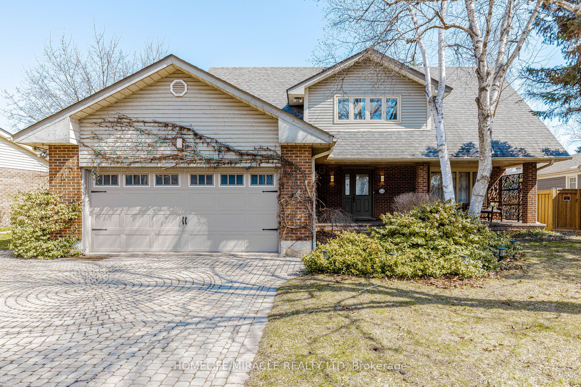 Additional image 3 of 253 Mccraney Street W, Oakville, ON, L6H 3A9