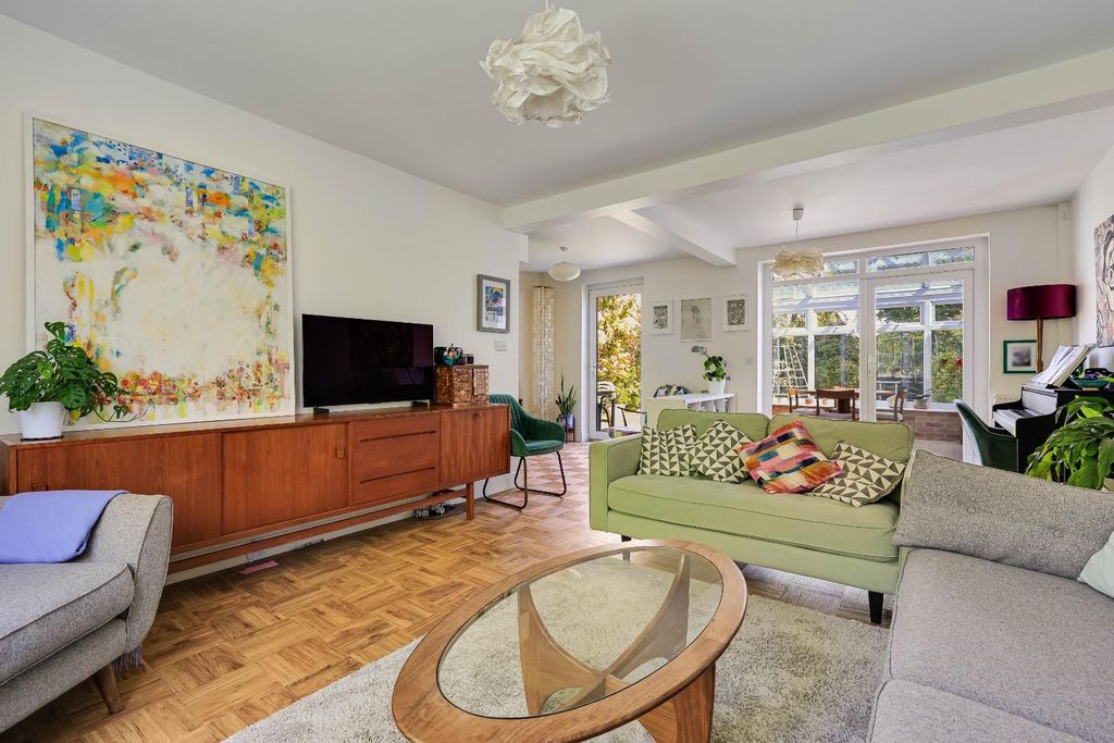 Additional image 3 of 4 bed semi-detached house for saleLents Way, Cambridge CB4
