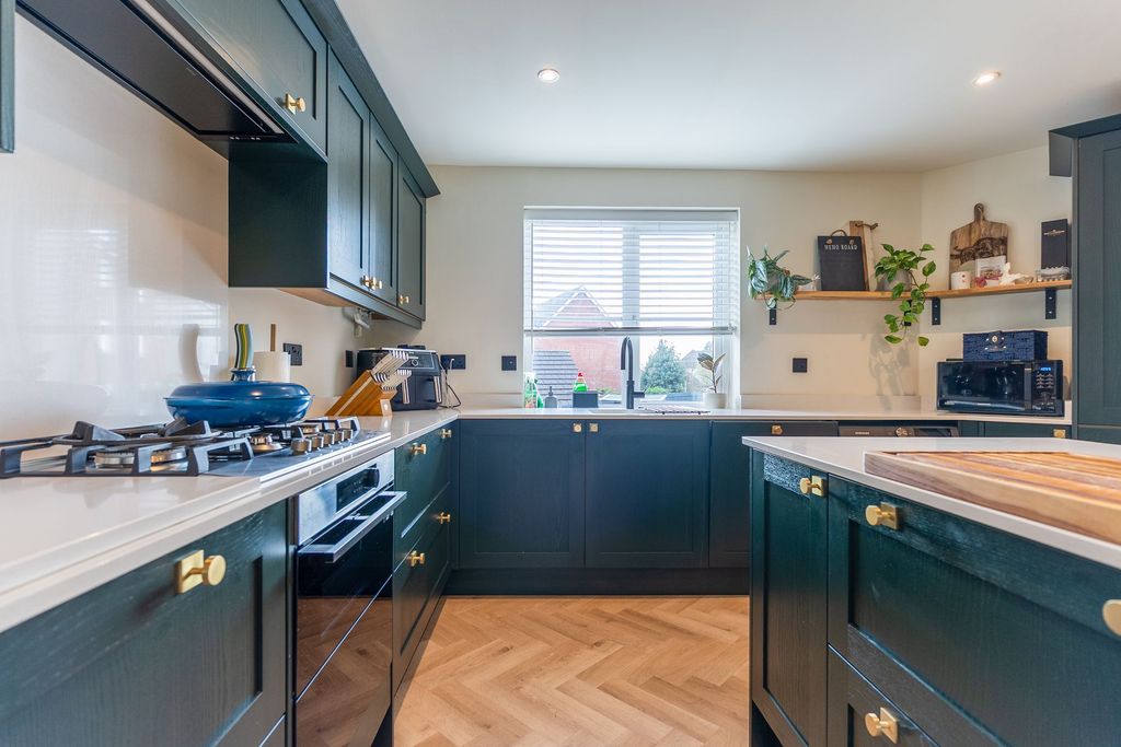 Additional image 3 of 3 bed semi-detached house for saleRidgeway Park Road, Newport NP20