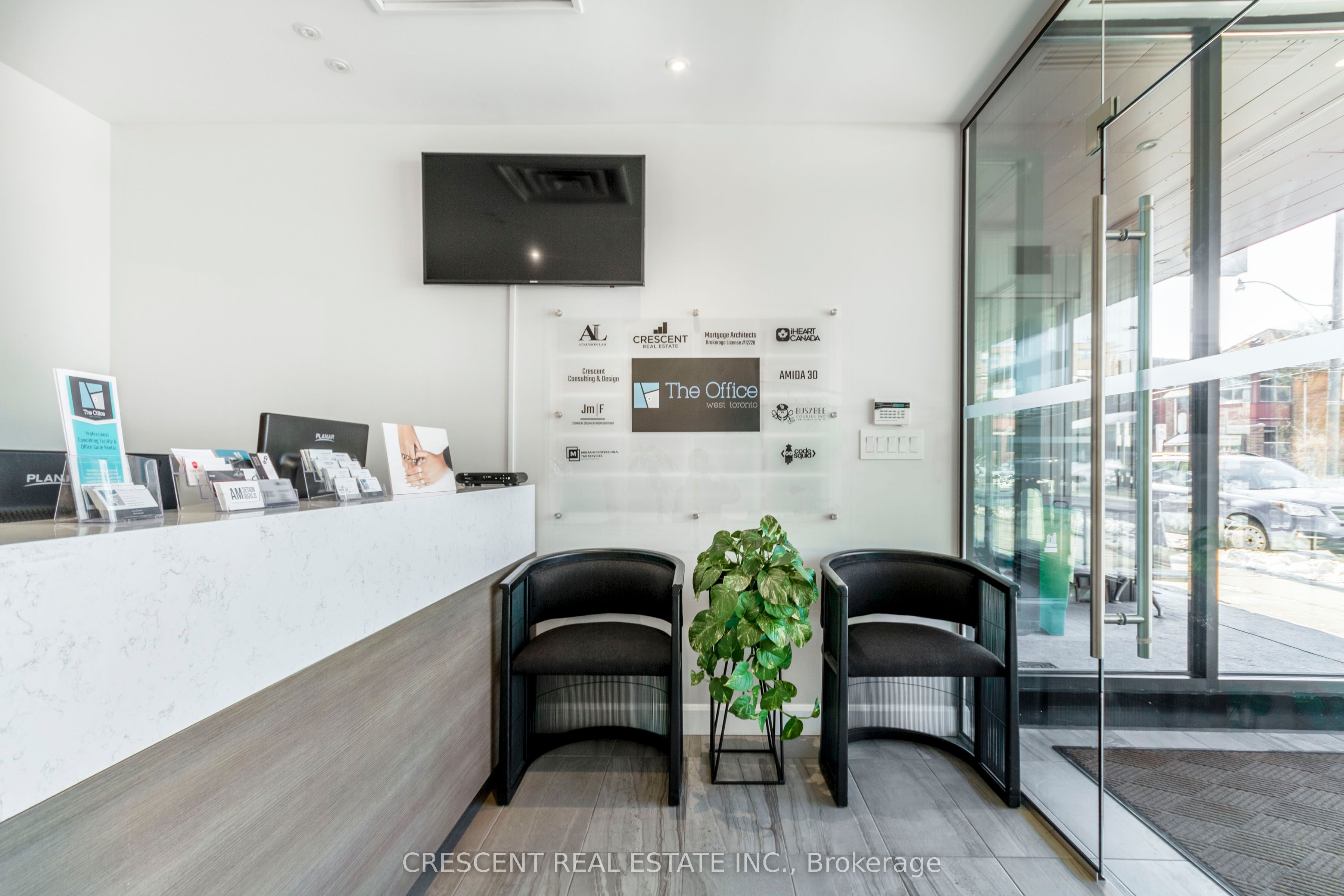 Additional image 4 of Cubicle 3-347 Jane Street, Toronto, ON, M6S 3Z3