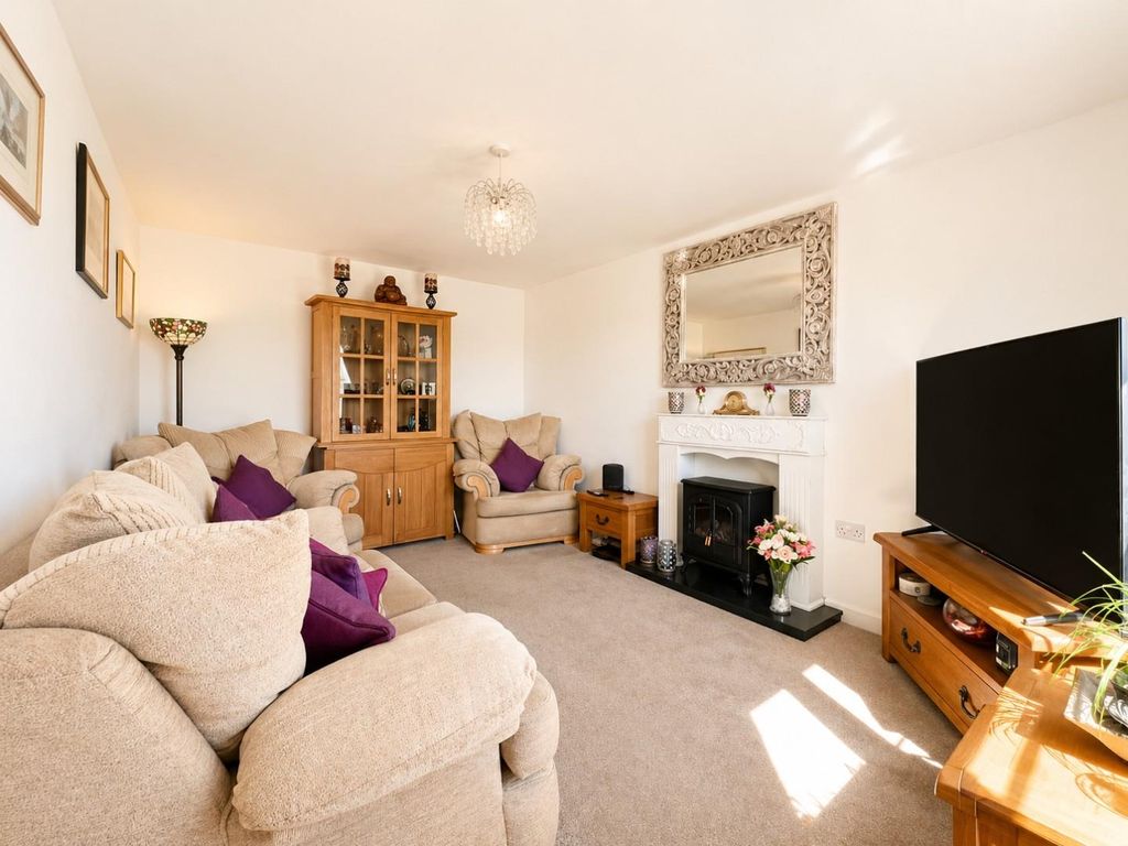 Additional image 4 of 5 bed detached house for saleChamberlayne Crescent, Berkeley GL13
