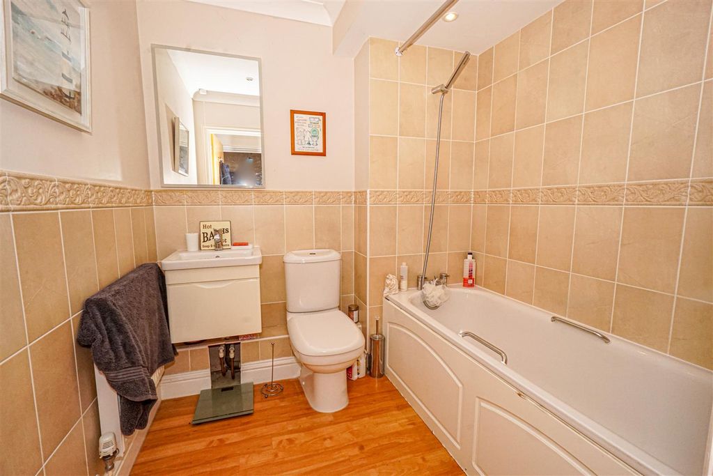 Additional image 6 of 2 bed flat for saleBeachy Head View, St. Leonards-On-Sea TN38