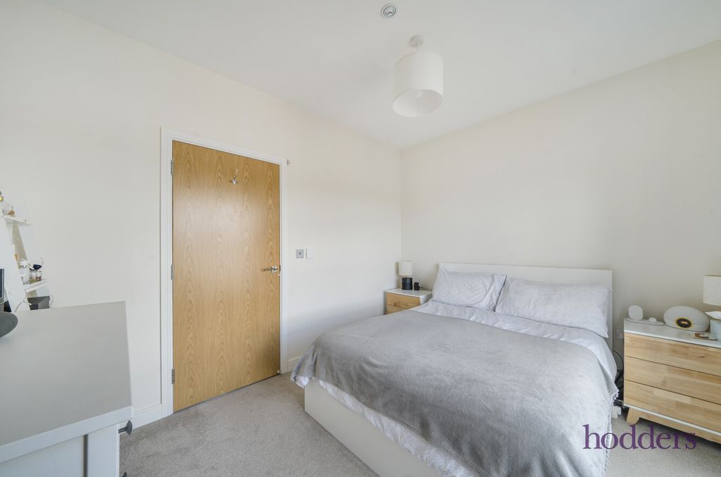 Additional image 14 of 2 bed flat for saleBeaumont Apartments, Hawker Drive, Addlestone, Surrey KT15
