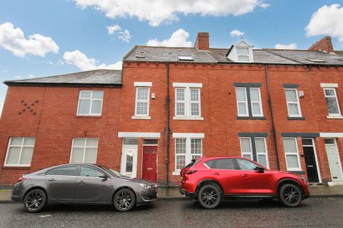 Middle Street, Walker, Newcastle Upon Tyne NE6
