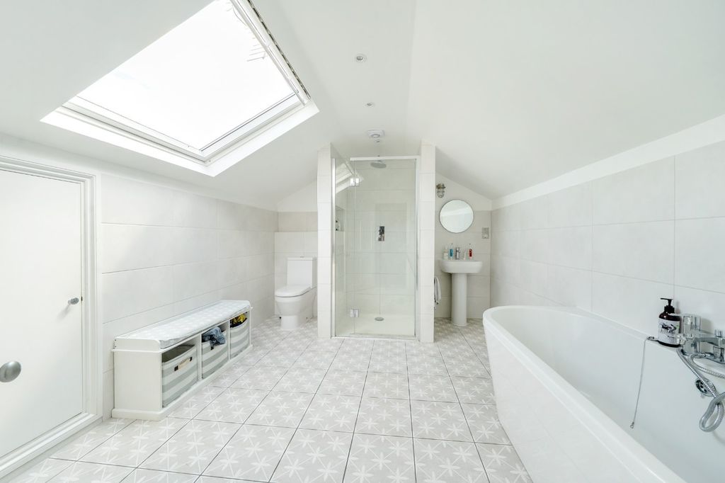 Additional image 20 of 5 bed semi-detached house for saleCedars Road, Beckenham BR3