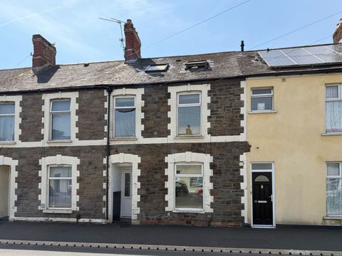 Cathays Terrace, Cathays CF24