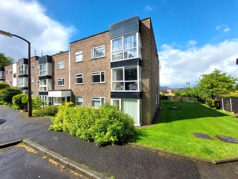 Brentwood Court, Prestwich M25
