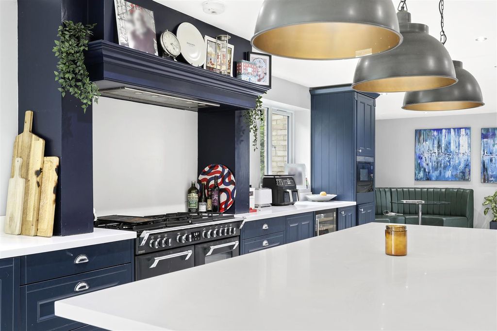 Additional image 14 of 5 bed semi-detached house for saleArdmore Lane, Buckhurst Hill IG9