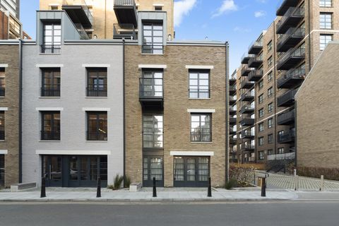 Goodluck Hope, Orchard Place, London E14