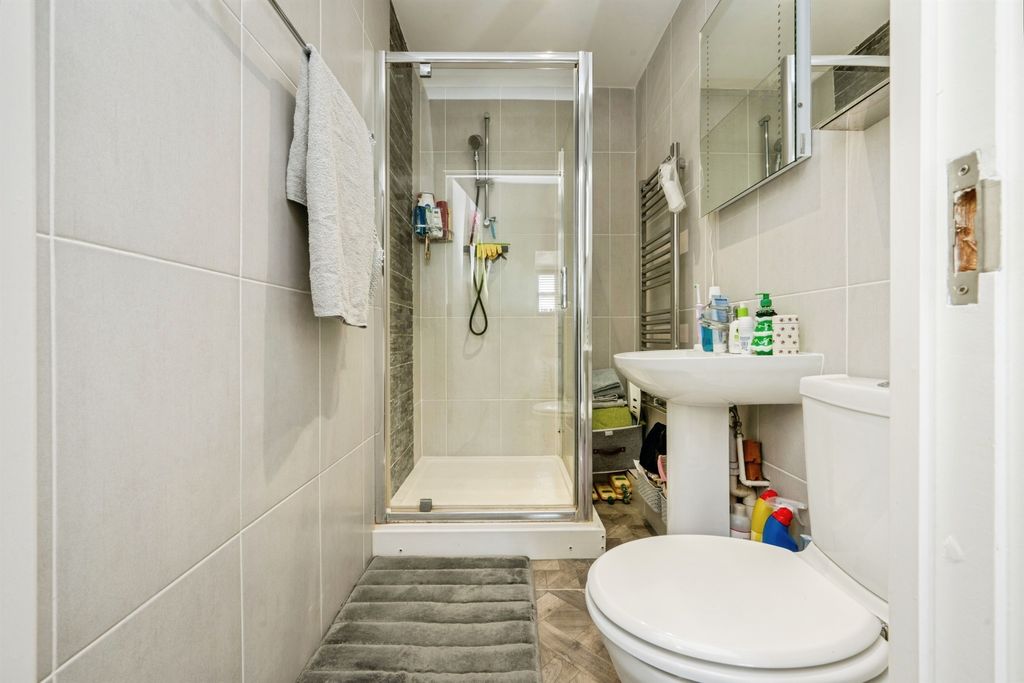 Additional image 13 of 2 bed flat for salePalgrave Road, Bedford MK42