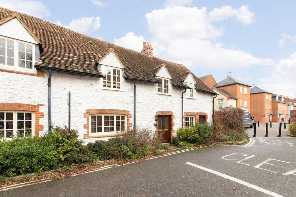 3 bed semi-detached house for saleCoopers Lane, Abingdon OX14