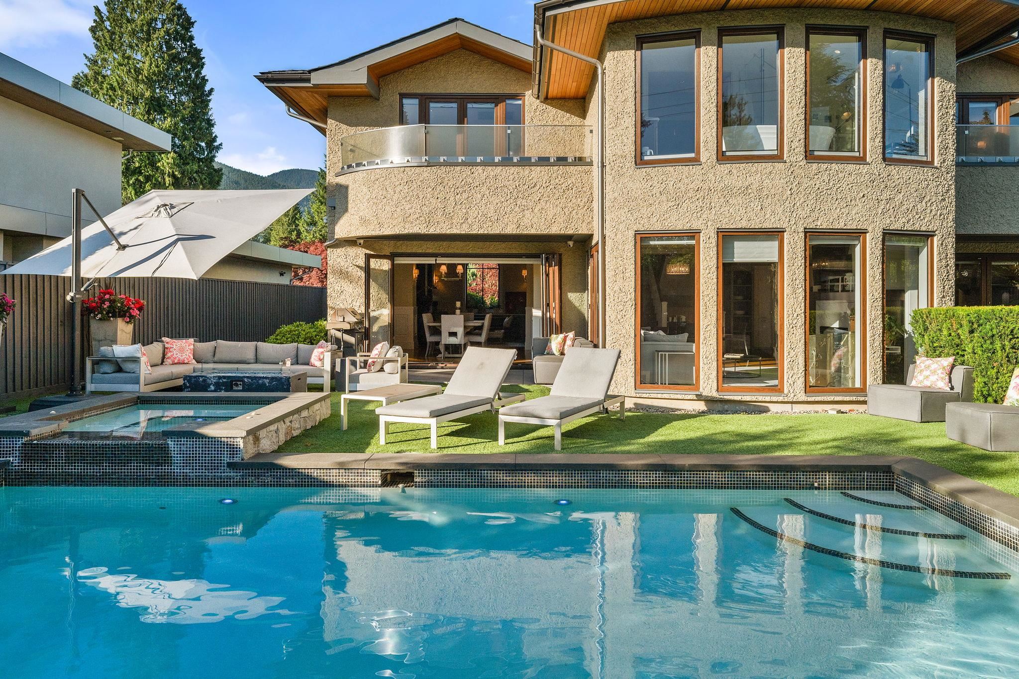 Additional image 2 of 2809 Edgemont Boulevard, North Vancouver, BC, V7R 2N3