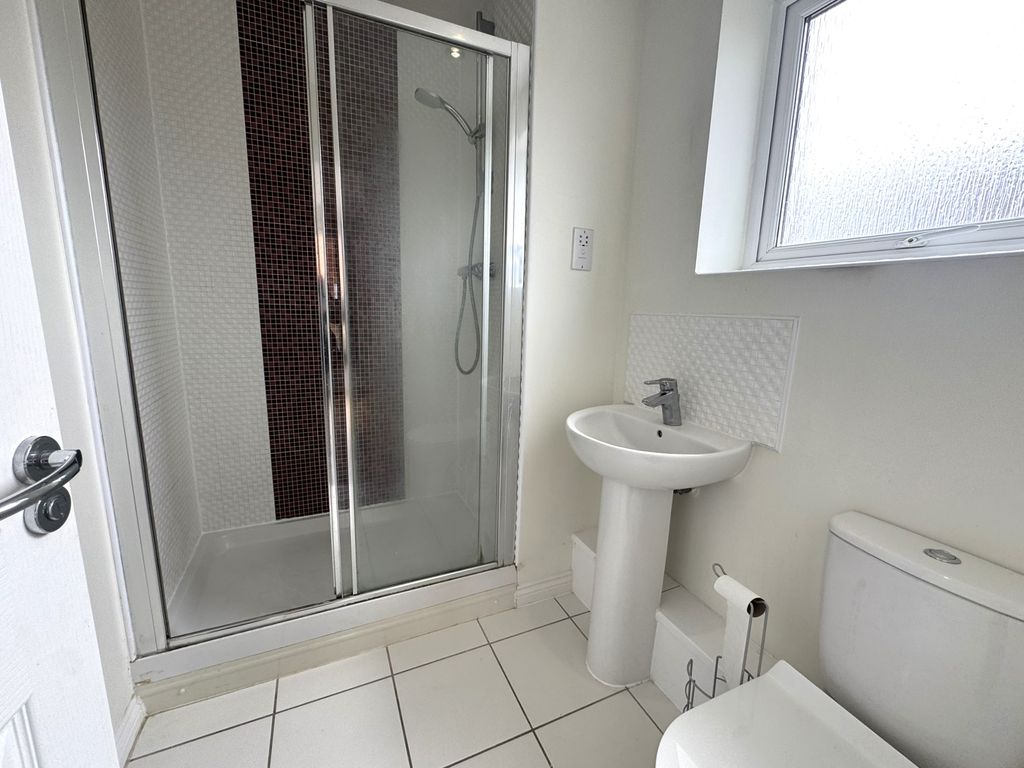 Additional image 6 of 2 bed flat for saleVenus Avenue, Biggleswade SG18
