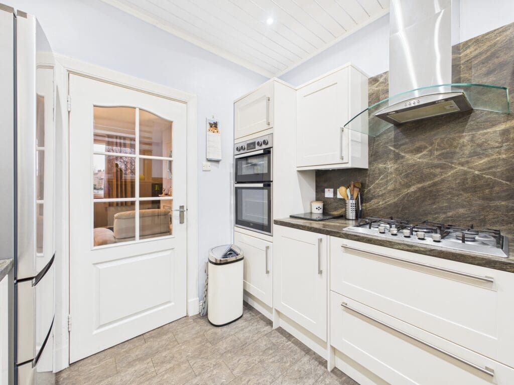 Additional image 7 of 3 bed flat for sale29 Parkhead Crescent, Edinburgh EH11