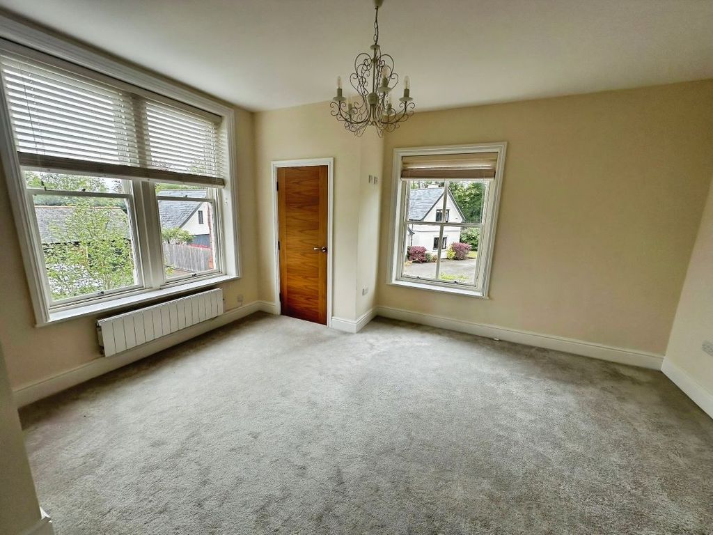 Additional image 10 of 4 bed flat for saleMorda Road, Oswestry SY11